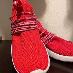 NEW! Adidas Tennis Shoe